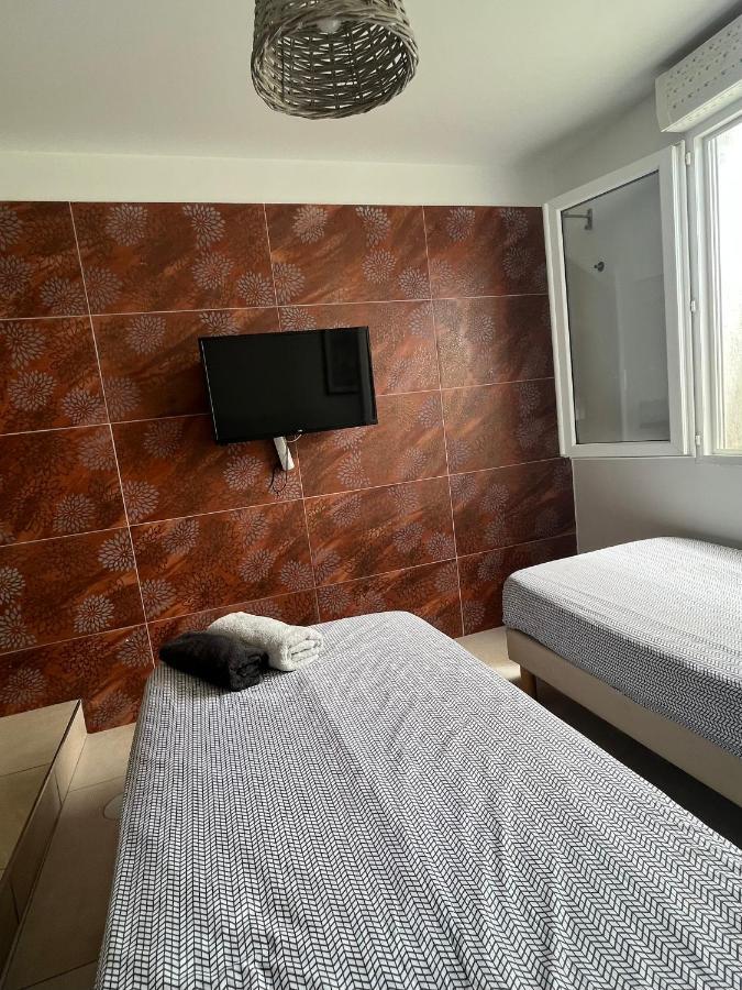 Appartement 4 Personnes, Aeroport Marseille Marignane Esterno foto