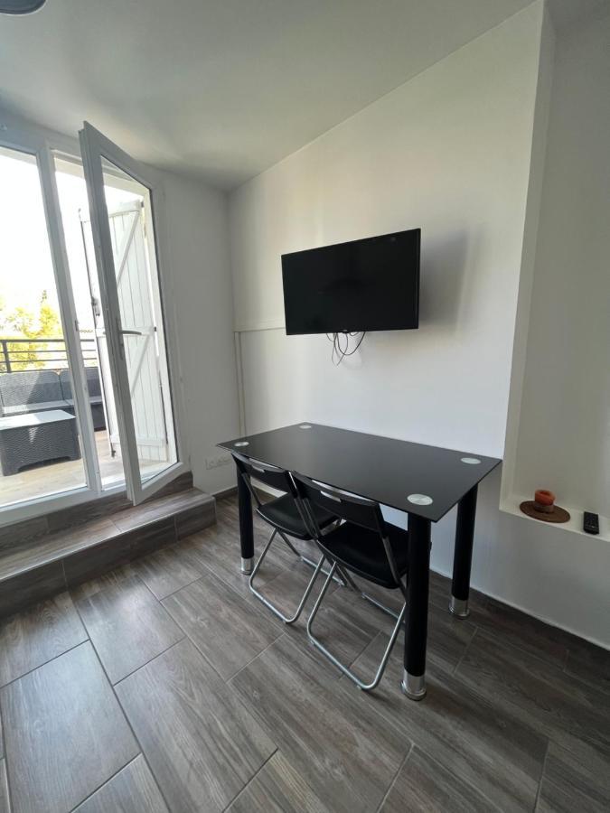 Appartement 4 Personnes, Aeroport Marseille Marignane Esterno foto