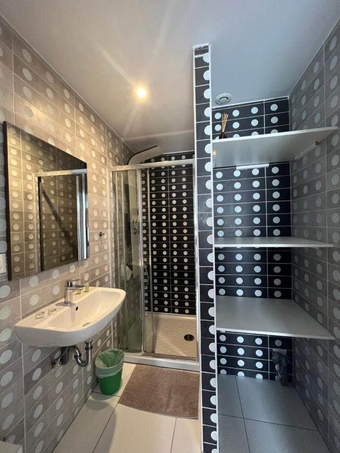 Appartement 4 Personnes, Aeroport Marseille Marignane Esterno foto